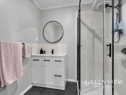 24 Broome Crescent, Cranbourne North - Thumbnail 8