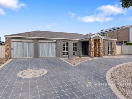 7 Park Lane, Craigieburn - Image 1