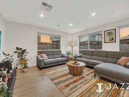 17 Bruckner Drive, Point Cook - Thumbnail 4