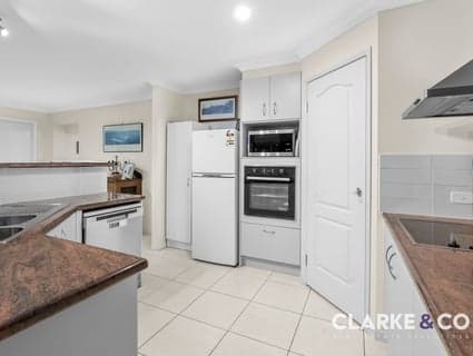 5 La Quinta Court, Glass House Mountains - Thumbnail 7