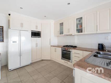 404, Glenroy - Thumbnail 4