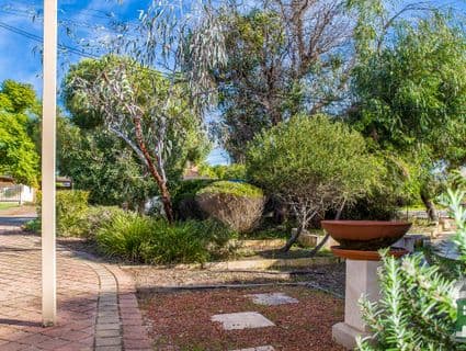13B Dean Road, Bateman - Thumbnail 2