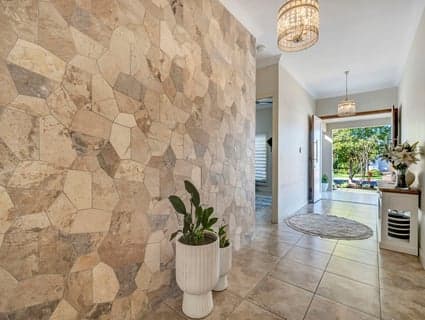 14 Saba Street, Burdell - Thumbnail 2