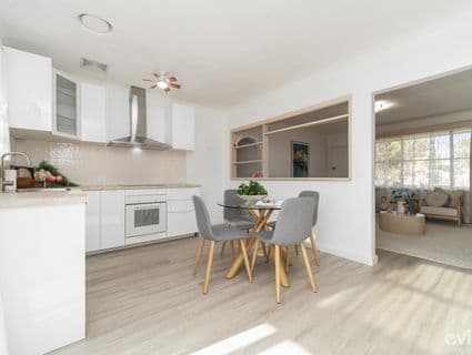 43 Moreton Street, Frankston North - Thumbnail 3