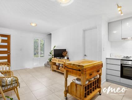 2/24 Southwell Crescent, Hamilton Hill - Thumbnail 2