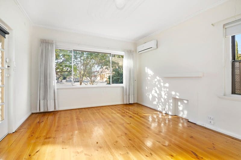 475 Cross Road, South Plympton - Thumbnail 3