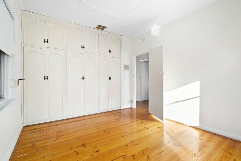 475 Cross Road, South Plympton - Thumbnail 4
