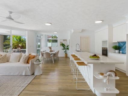 2/39-43 Tweed Street, Coolangatta - Thumbnail 4