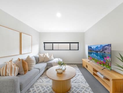 20 Brooker Drive, North Rothbury - Thumbnail 4
