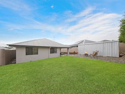 20 Brooker Drive, North Rothbury - Thumbnail 6