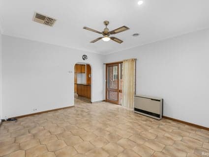 7 Lochton Court, Greenvale - Thumbnail 7