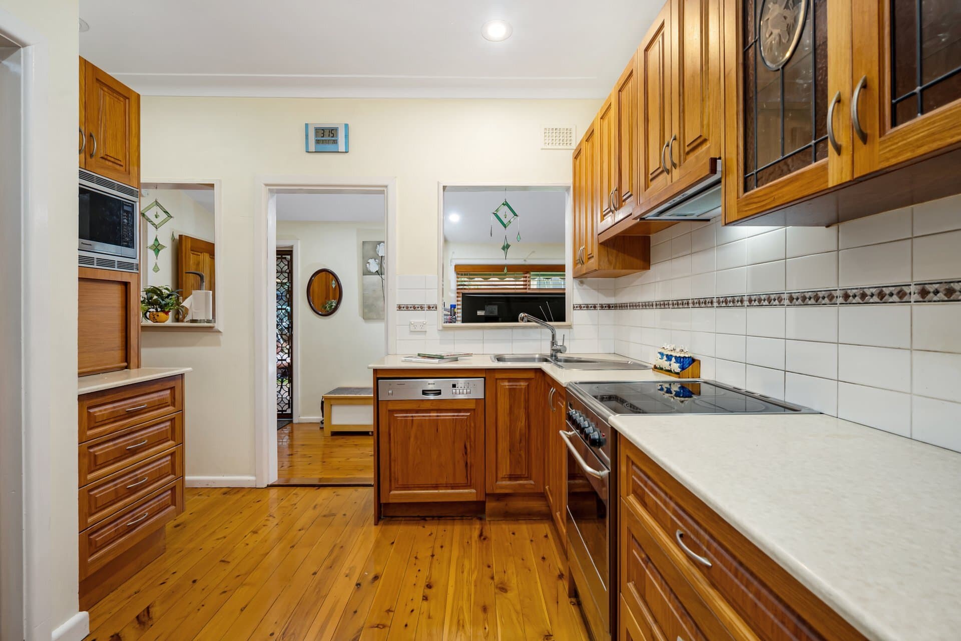12 Dobson Crescent, Ryde, Ryde - Thumbnail 4