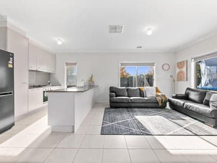 70 Wattletree Street, Craigieburn - Thumbnail 7