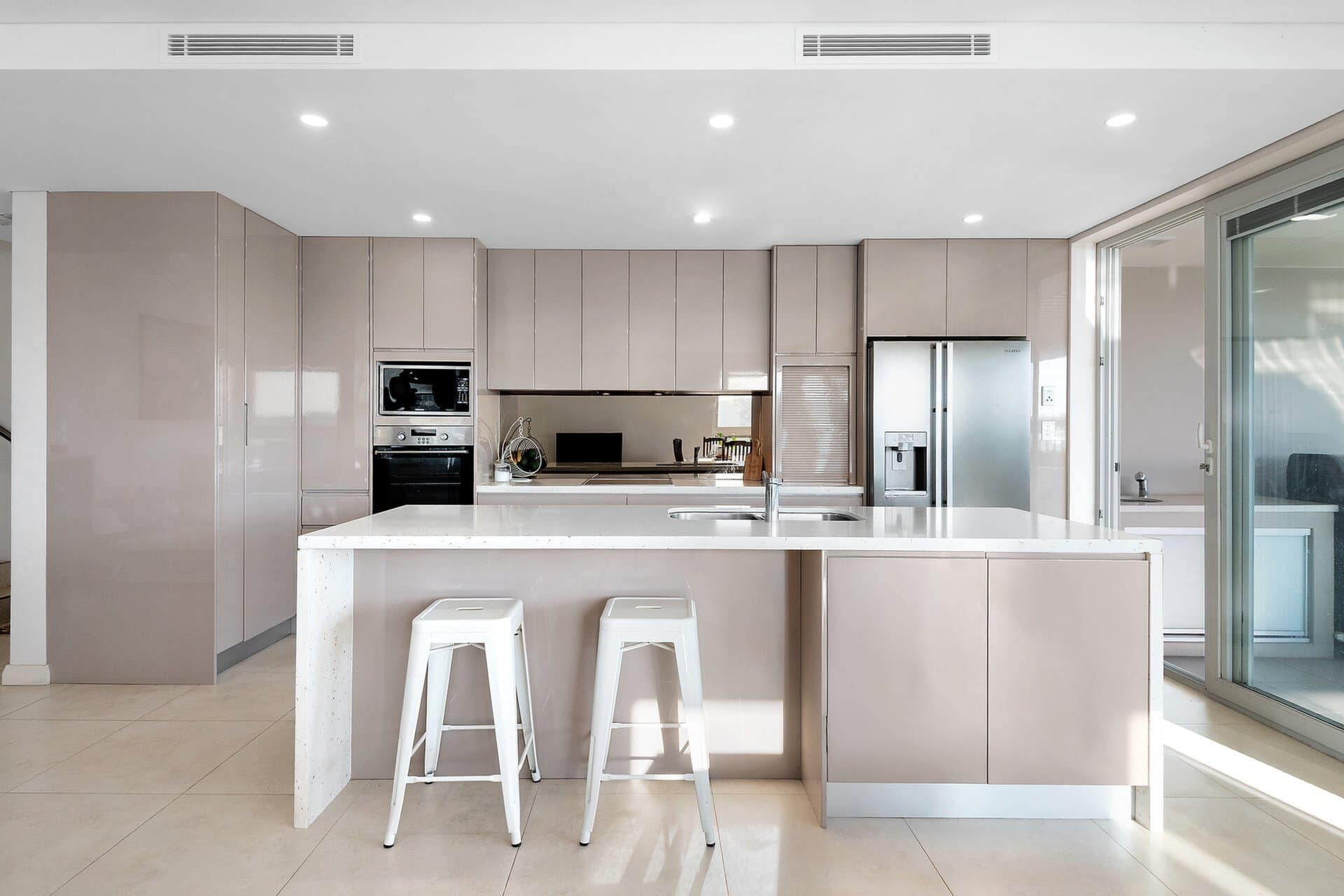 100/100A Lancaster Avenue Melrose, Park - Thumbnail 6