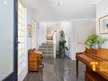 8 Beard Street, Beaconsfield - Image 1