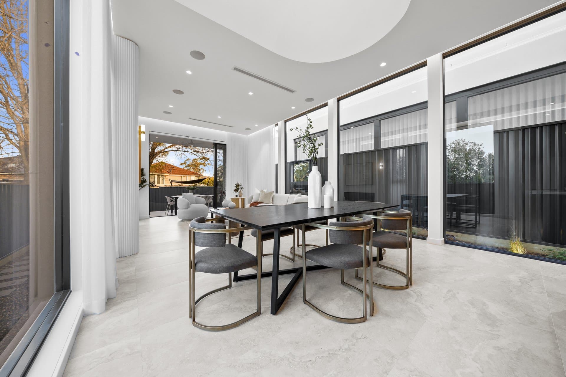 27A Blenheim Road, North Ryde, North Ryde - Thumbnail 2