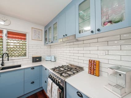 18 Poinciana Street, Cranbrook - Thumbnail 2