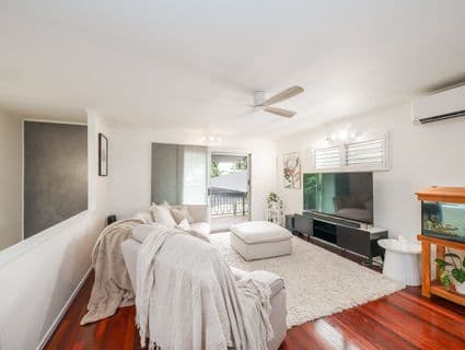 18 Poinciana Street, Cranbrook - Thumbnail 4