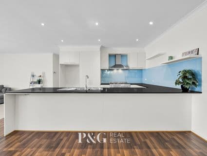 8/134 Golf Links Road, Berwick - Image 1