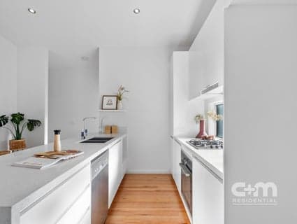 2/9 Austin Crescent, Pascoe Vale - Thumbnail 6
