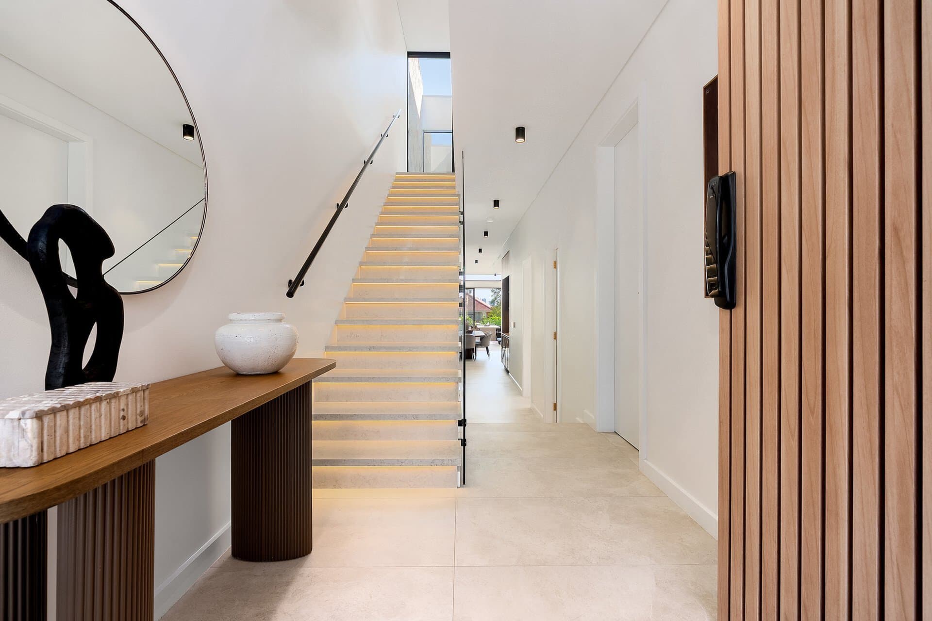 11 Phillip Road, Putney, Putney - Thumbnail 2