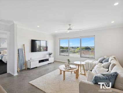 9A Mahlberg Avenue, Woodlands - Thumbnail 4