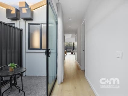 12A Eucra Street, Hadfield - Thumbnail 2