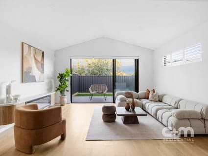 12A Eucra Street, Hadfield - Thumbnail 4