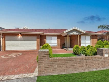 8 Broadway Street, Roxburgh Park - Image 1