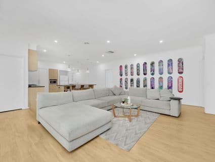 8 Garfield Way, Craigieburn - Thumbnail 4