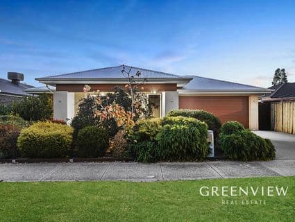 56 Strettle Crescent, Cranbourne North - Image 1