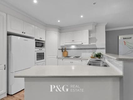 32 Champagne Grove, Narre Warren South - Thumbnail 5