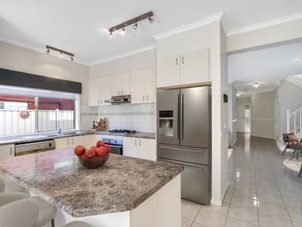 10 Gardenia Close, Craigieburn - Thumbnail 8