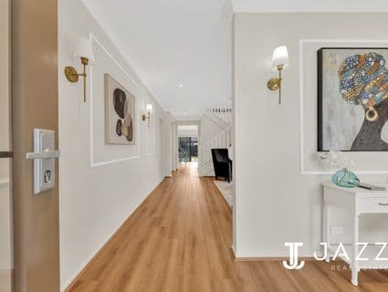 401 Boardwalk Boulevard, Point Cook - Thumbnail 2