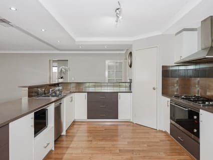 35 Eldorado Loop, Meadow Springs - Thumbnail 5