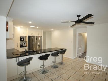 12 Fairmeadow Drive, Mount Pleasant - Thumbnail 5