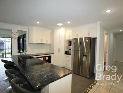 12 Fairmeadow Drive, Mount Pleasant - Thumbnail 6