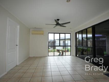 12 Fairmeadow Drive, Mount Pleasant - Thumbnail 8