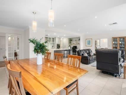67 Bellavista Parade, Meadow Springs - Thumbnail 8