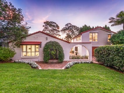 12 Brallas Avenue, St Ives Chase - Image 1