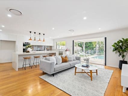 12 Brallas Avenue, St Ives Chase - Thumbnail 2