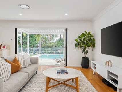 12 Brallas Avenue, St Ives Chase - Thumbnail 3