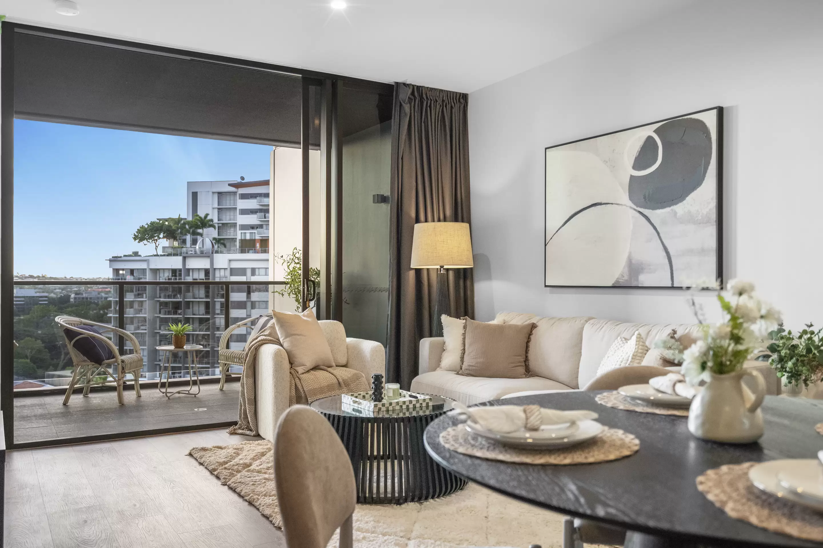 1106/2-4 Edmondstone Street, South Brisbane, South Brisbane - Thumbnail 5