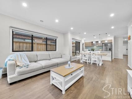 76 Largo Circuit, Junction Village - Thumbnail 6
