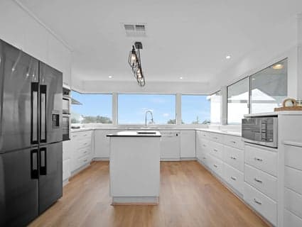 27 Spinnaker Ridge Way, Belmont - Thumbnail 5