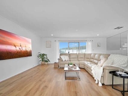 27 Spinnaker Ridge Way, Belmont - Thumbnail 6
