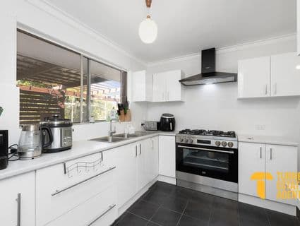 39 Abbott Way, Swan View - Thumbnail 2