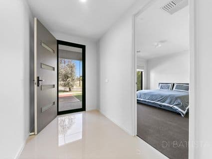 6 Verdant Court, Beveridge - Thumbnail 2