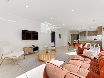 8 Evergreen Crescent, Craigieburn - Thumbnail 2