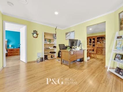 27 Ralph Crescent, Hampton Park - Thumbnail 3